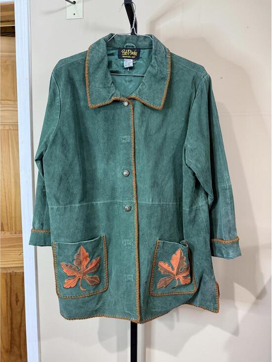 Bob Mackie Jackets & Blazers - Bob Mackie Green Suede Women's Coat with Leaf Embroidery 2X
